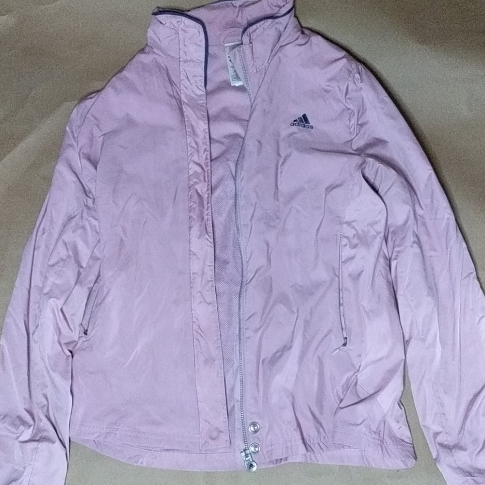 Adidas crew neck zip up jacket with mesh inside.